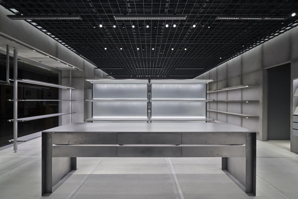 BALENCIAGA 新光三越台北信義新天地A9全新概念店 4