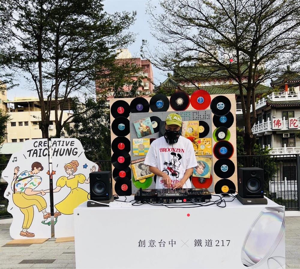 A111AEBE-84D5-4021-84E4-B49873B2A805