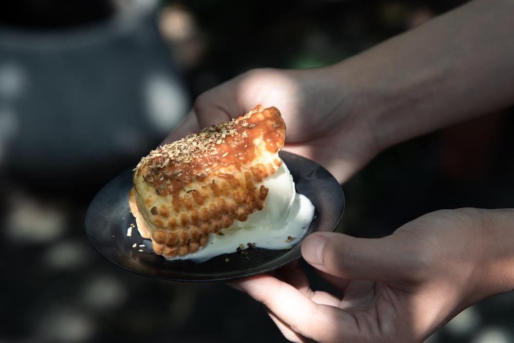 烤玉米慕絲冰淇淋-橫（攝影：張雯琦）