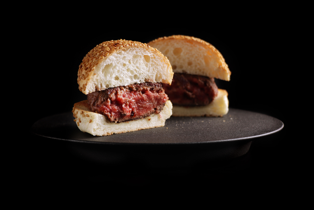 圖說：尾崎牛直球漢堡 JPG