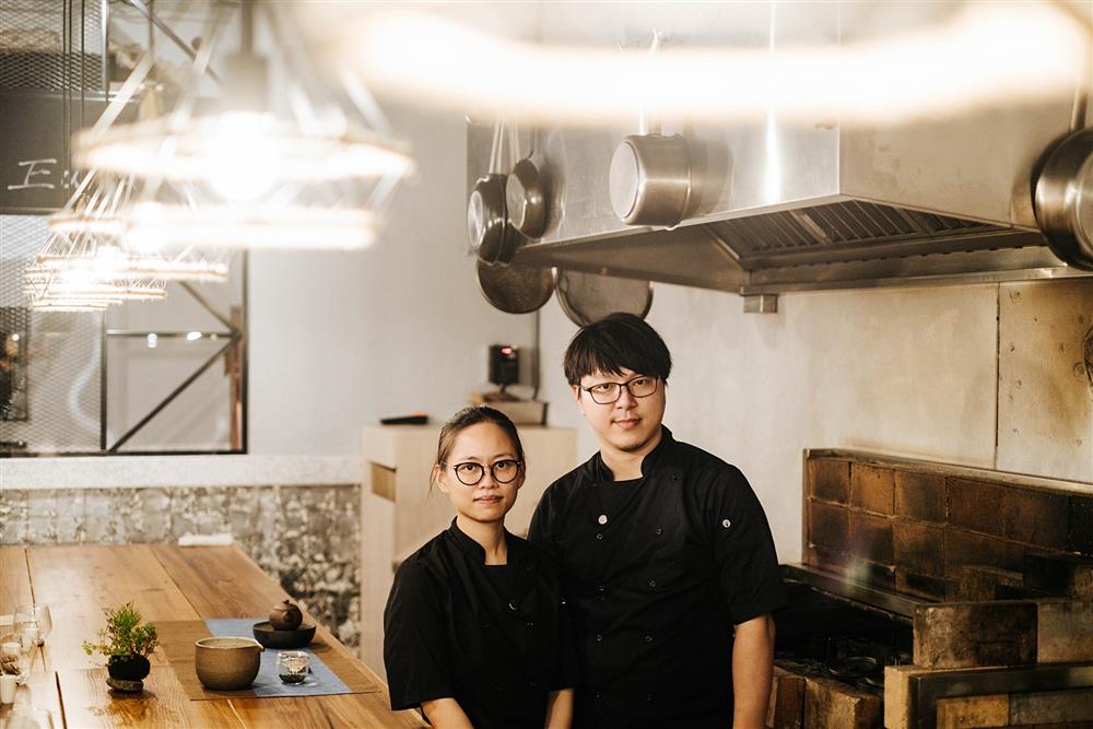 小檔主廚呂長榮與其妻子共同主理