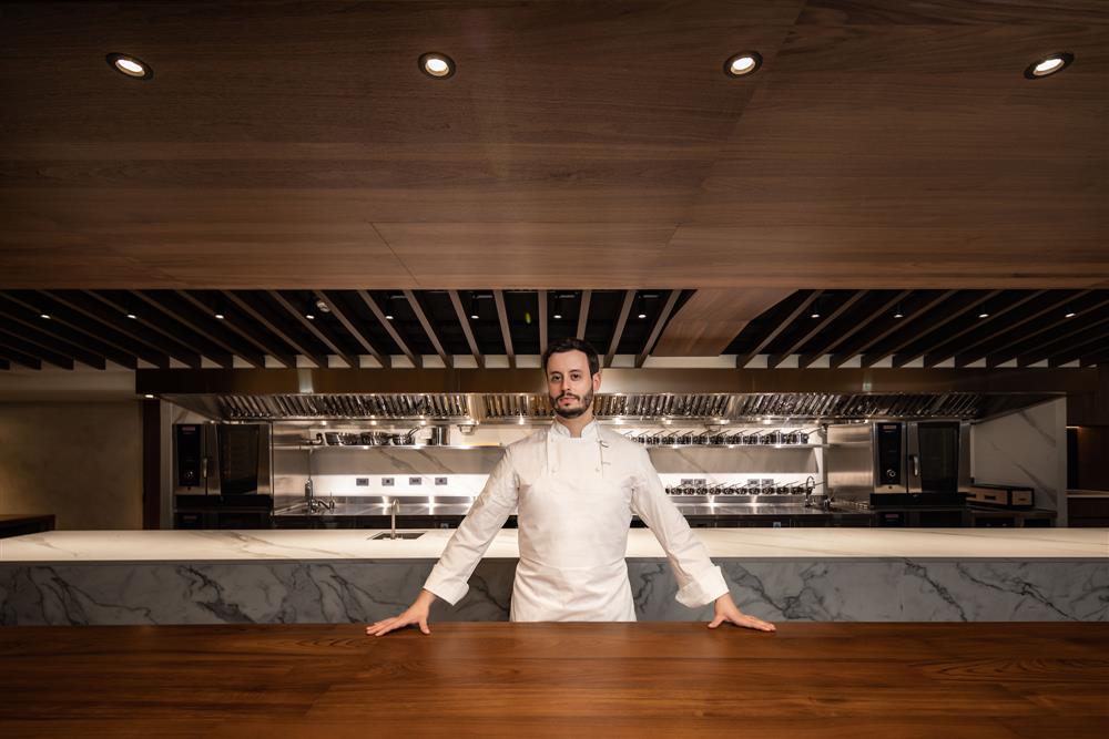 AD ASTRA_吧台正面