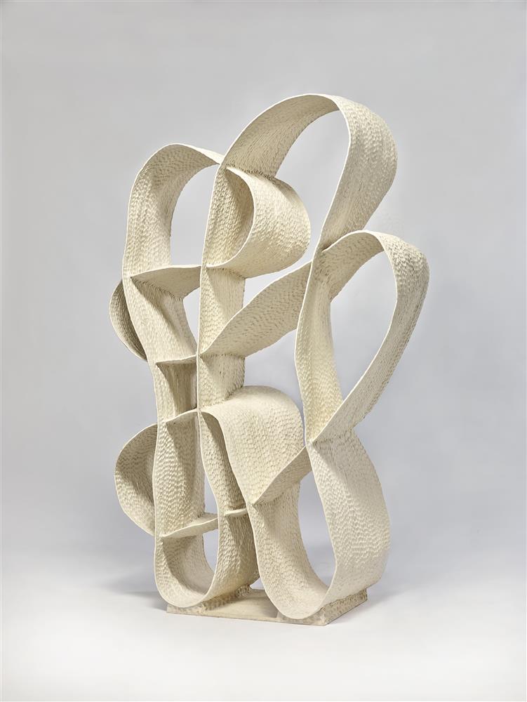 徐永旭，《2022-15》，瓷土，H177×L105×W45 cm，2022