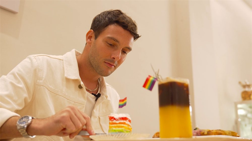 紅樓商圈附近不少同志友善商家推出彩虹甜點