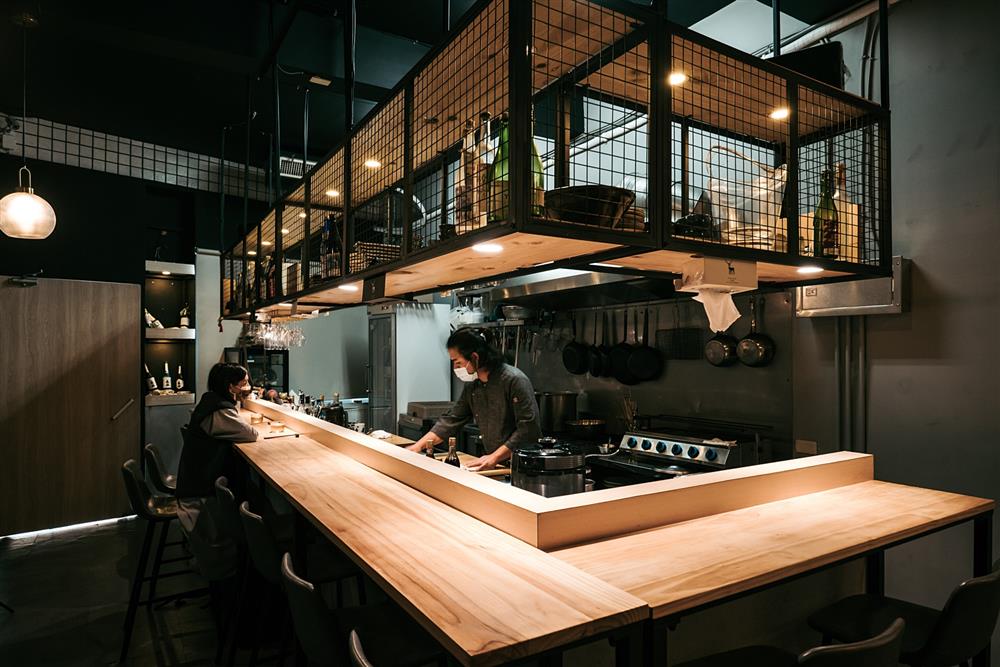 小檔布袋漁港旁的日式餐酒館「月実柴饗」布袋漁港旁的日式餐酒館「月実柴饗」