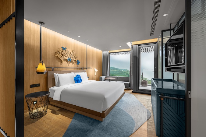 小檔精品房Standard Room-客房設計以鄒族文化為靈感，打造出紅色與藍色兩種風格色系