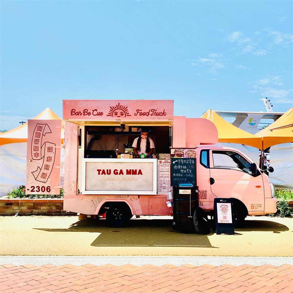 圖7 Tau ga mma頭家嬤煙燻BBQ美式餐車