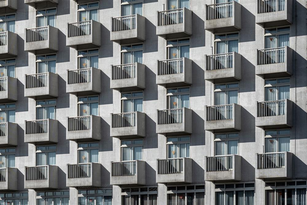 【攝影特展作品圖檔10】用新鮮的眼睛解讀世界 李易暹《Read the images. 閱讀影像》