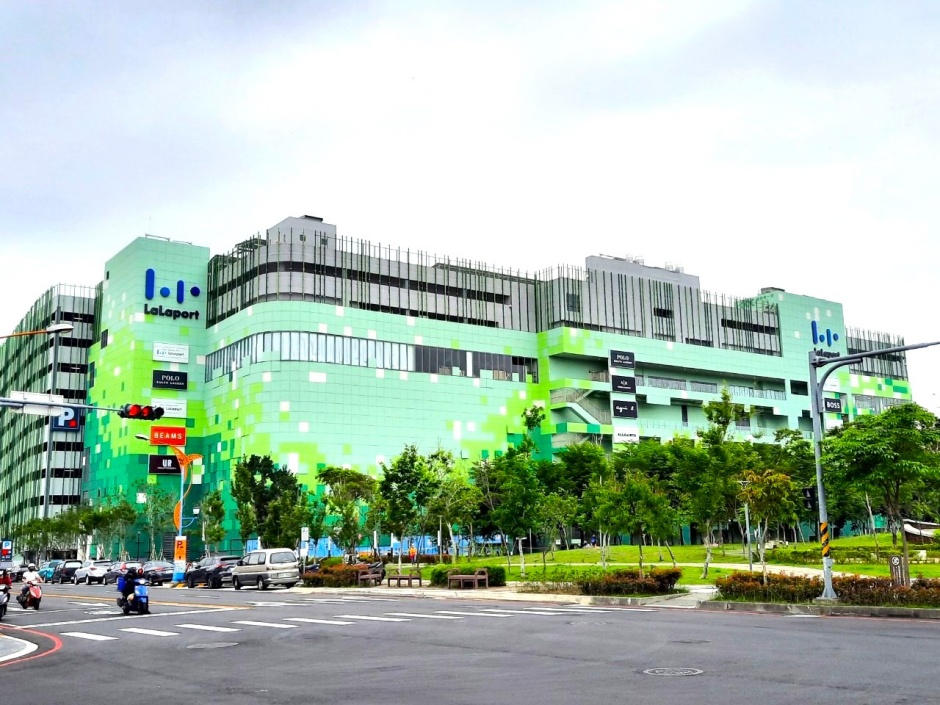 小檔台中lalaportMitsui Shopping Park LaLaport台中_北館外觀照01台中LaLaport北館於2023年4月27日試營運。(圖片提供:三井不動產集團) 小檔台中lalaportMitsui Shopping Park LaLaport台中_北館外觀照01台中LaLaport北館於2023年4月27日試營運。(圖片提供:三井不動產集團)