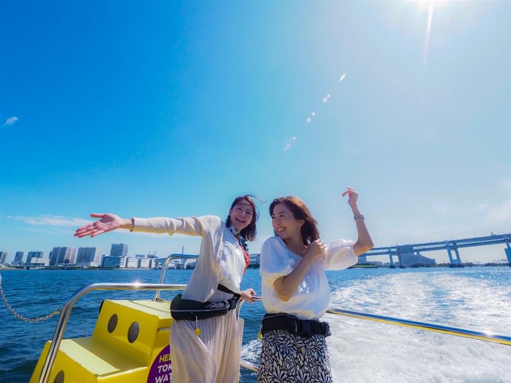 圖6:TOKYO WATER TAXI的客製化服務使水上觀光行程的安排更加靈活,同時也能滿足視察、場勘等特殊商業需求。(圖片來源:ⒸTOKYO WATER TAXI) 圖6:TOKYO WATER TAXI的客製化服務使水上觀光行程的安排更加靈活,同時也能滿足視察、場勘等特殊商業需求。(圖片來源:ⒸTOKYO WATER TAXI)