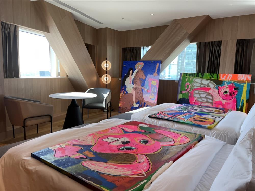 S__93110306 S__93110306