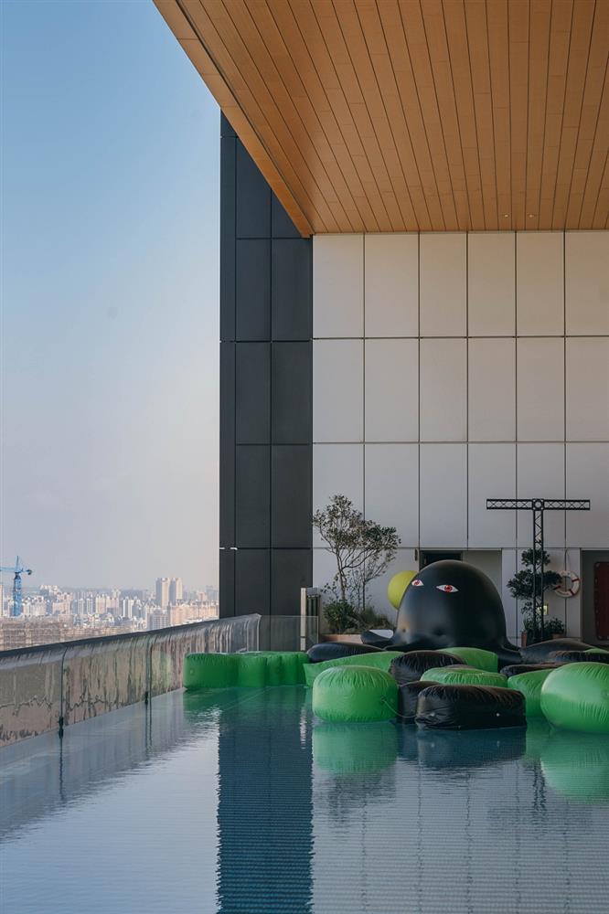 小檔亞洲插畫藝術博覽會於承億酒店24樓泳池展區作品_美獸(張育嘉_Artage藝術時代) 小檔亞洲插畫藝術博覽會於承億酒店24樓泳池展區作品_美獸(張育嘉_Artage藝術時代)