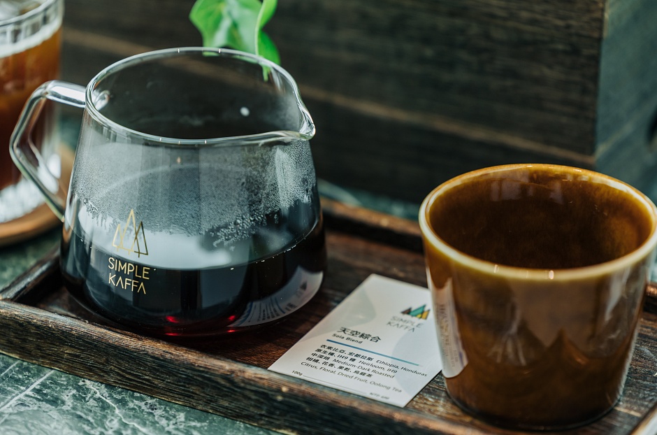 小檔天空興波 Simple Kaffa SolaSimple Kaffa Sola-10繼華山旗艦店與The Coffee One, 興波咖啡全新旗艦店「天空興波」於2023年1月進駐台灣最著名的地標 - 台北101