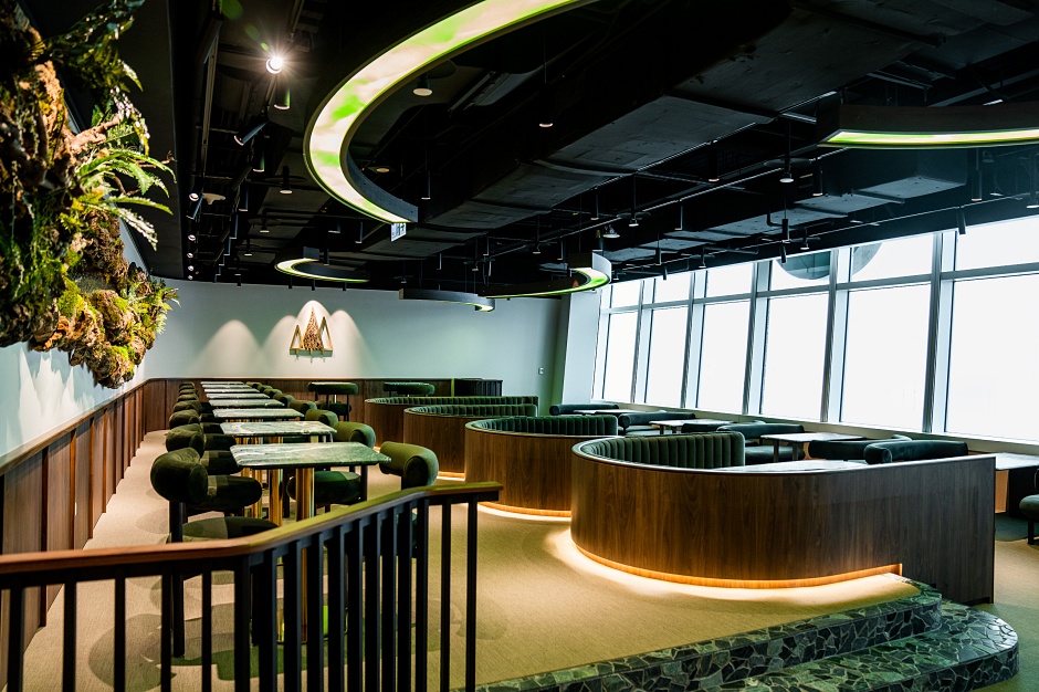 小檔天空興波 Simple Kaffa SolaSimple Kaffa Sola-4座落於台北101 88樓的「天空興波」，彷如一座雲中城堡，讓咖啡愛好者在詩意的空間中俯瞰台北美景與群山