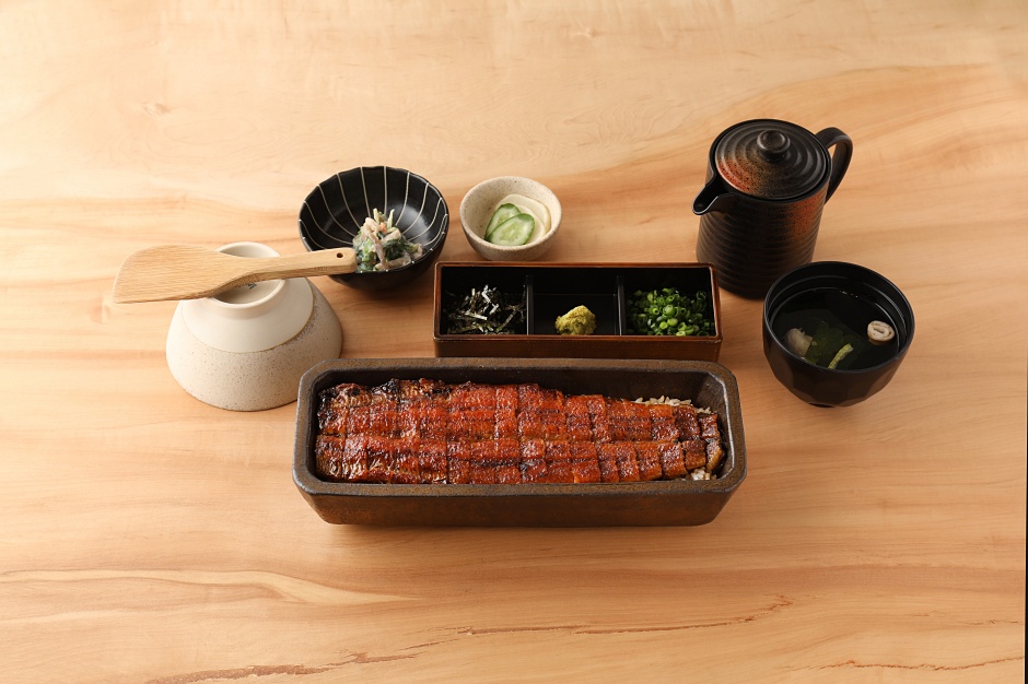 小檔日本鰻魚うなぎ四代目菊川台北分店名物蒲燒一本鰻三吃 $980 小檔日本鰻魚うなぎ四代目菊川台北分店名物蒲燒一本鰻三吃 $980