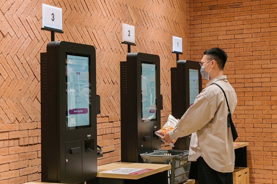 小檔無印良品LaLaport台中店農曆新年前夕開幕的LaLaport台中店導入台中唯一的「自助收銀」服務