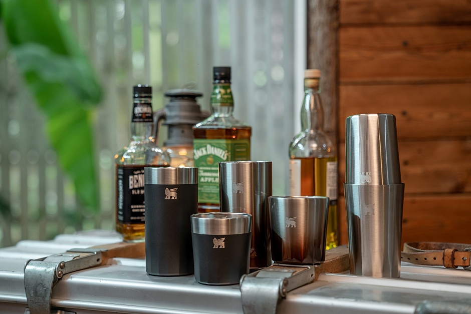 小檔STANLEY微醺時刻 雙層不銹鋼威士忌杯、Highball杯、不鏽鋼雪克杯組 小檔STANLEY微醺時刻 雙層不銹鋼威士忌杯、Highball杯、不鏽鋼雪克杯組