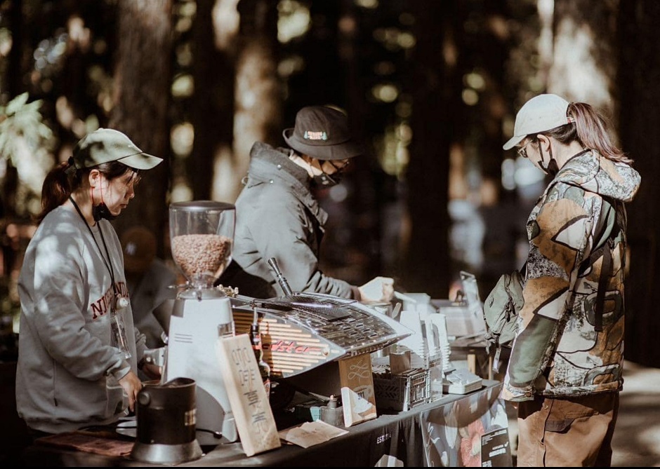 小檔魔法森山市集「St.1 Café」在魔法列車上打造一間魔幻車廂隨列車出發