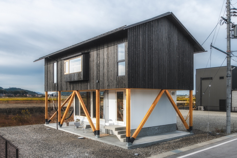 日本建築師牛島隆敬的琵琶湖私宅U-House_03