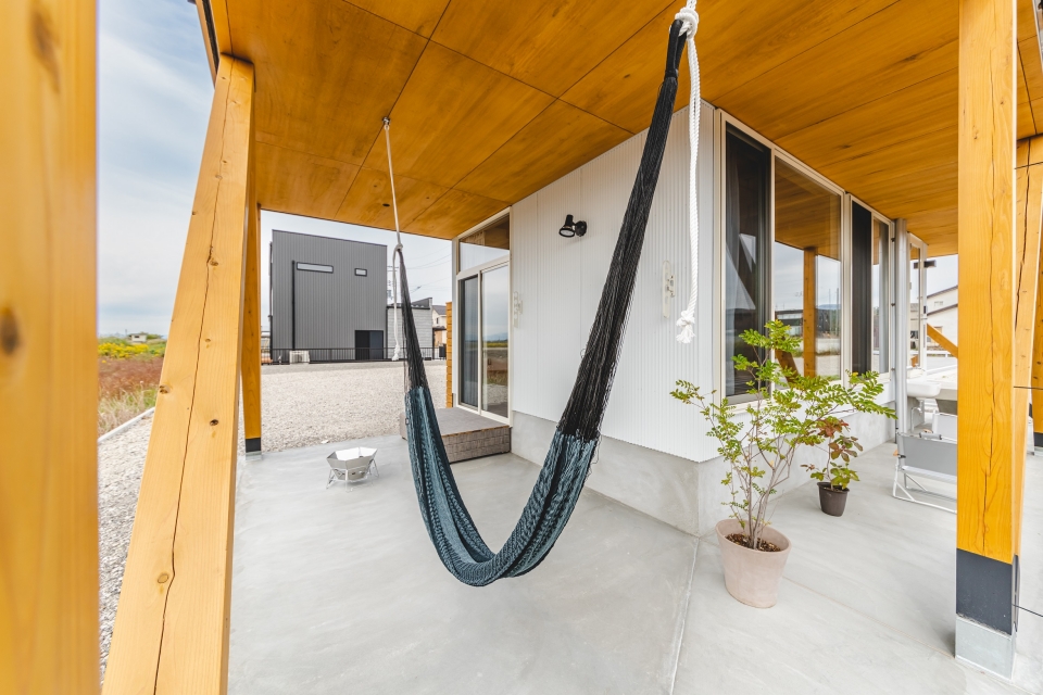 日本建築師牛島隆敬的琵琶湖私宅U-House_04