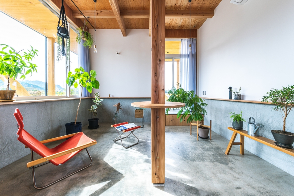 日本建築師牛島隆敬的琵琶湖私宅U-House_05