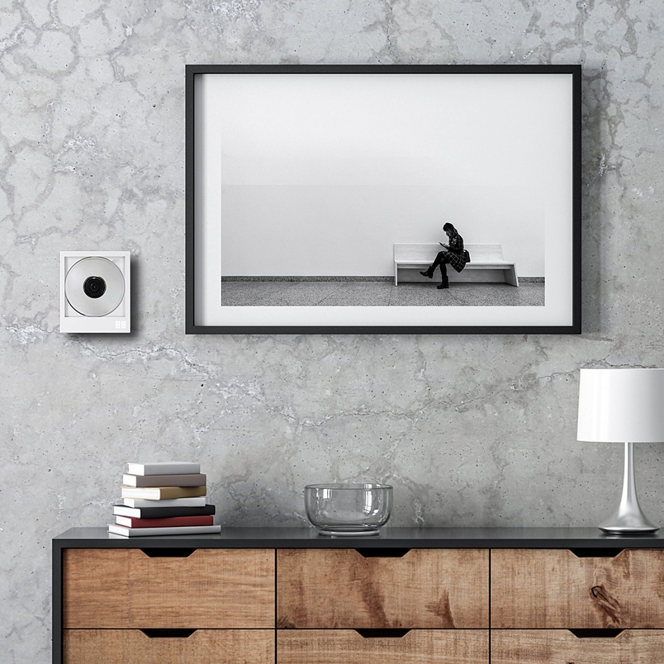 小檔純白設計隨身聽CP1006