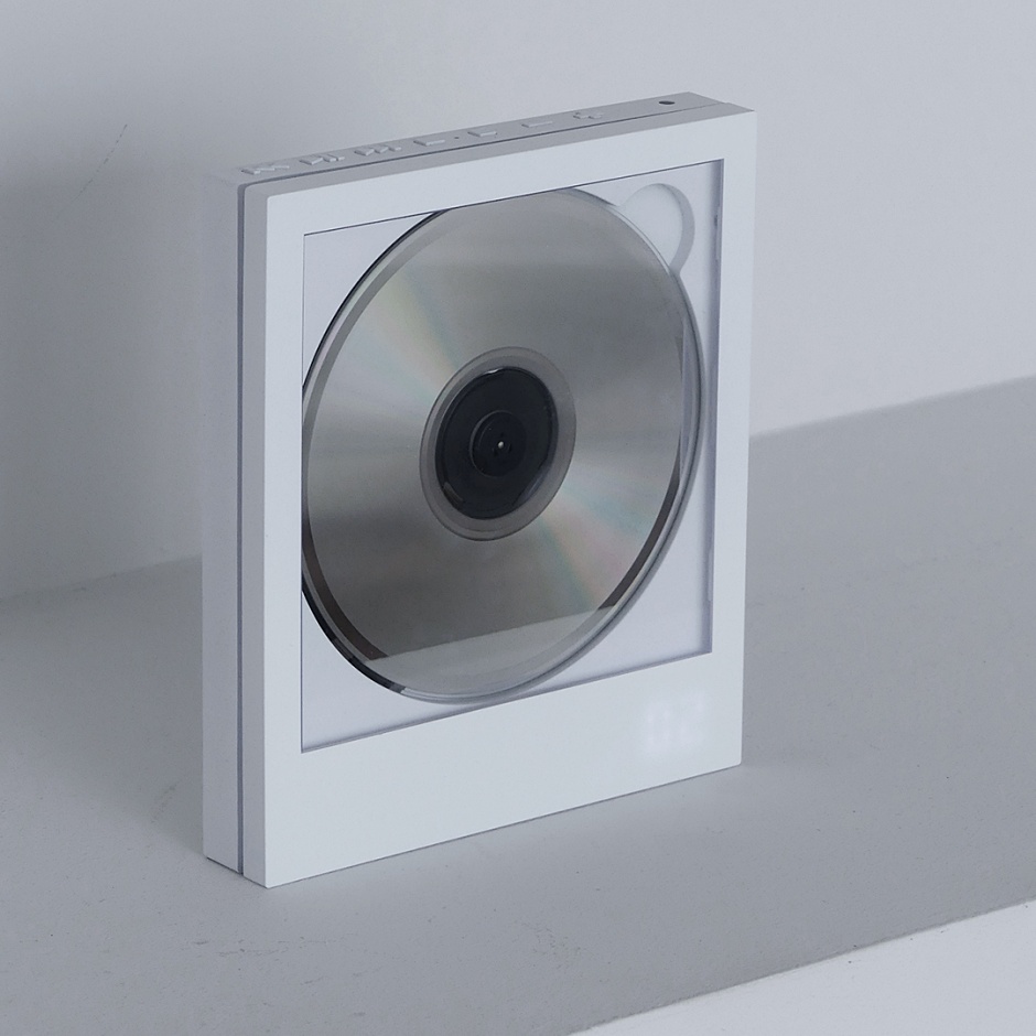 小檔純白設計隨身聽CP101