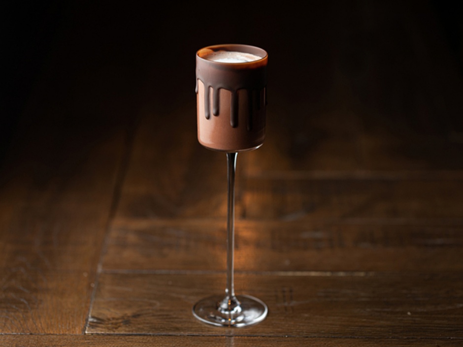 小檔招牌巧克力調酒「CACAOTAIL」 Ⓒbar&chocolate CACAOTAIL 小檔招牌巧克力調酒「CACAOTAIL」 Ⓒbar&chocolate CACAOTAIL