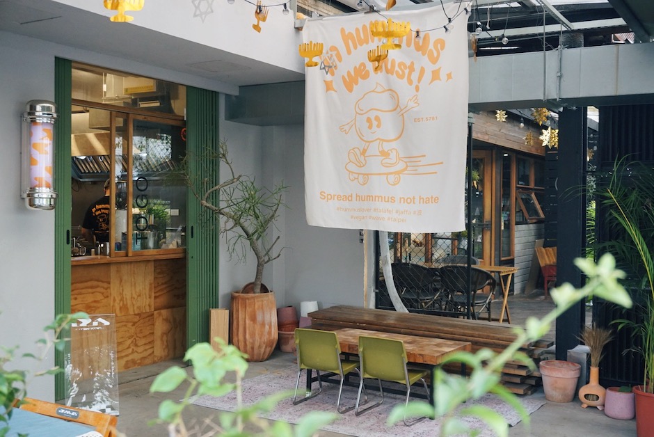 917262D9-5933-45E6-A0A0-B5489A6BDE19