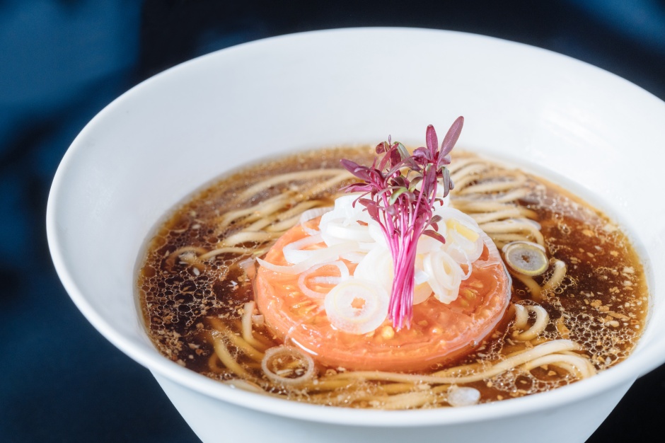 小檔主圖teamLab Vegan Ramen UZU Kyotoヴィーガンラーメン 深緋(醤油)1 小檔主圖teamLab Vegan Ramen UZU Kyotoヴィーガンラーメン 深緋(醤油)1