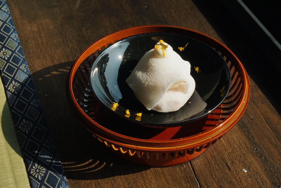 33A6AC8E-5DE0-4543-8C88-467536D38270