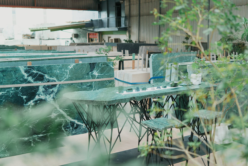 蛇紋岩-77 (1) 蛇紋岩-77 (1)