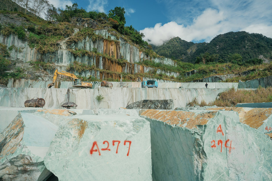 蛇紋岩-24 蛇紋岩-24