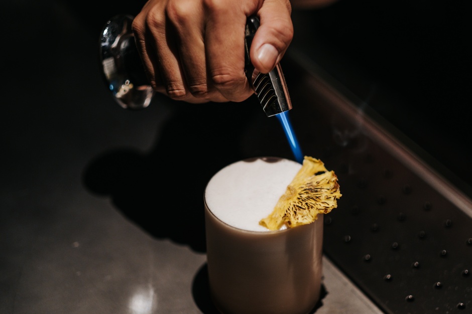 小檔嘉義casa酒吧添加嘉義鳳梨元素的茶酒「諸羅」