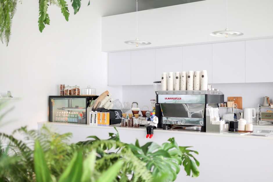 小檔AkauCoffee 猻物咖啡 ⾺卡道店

13