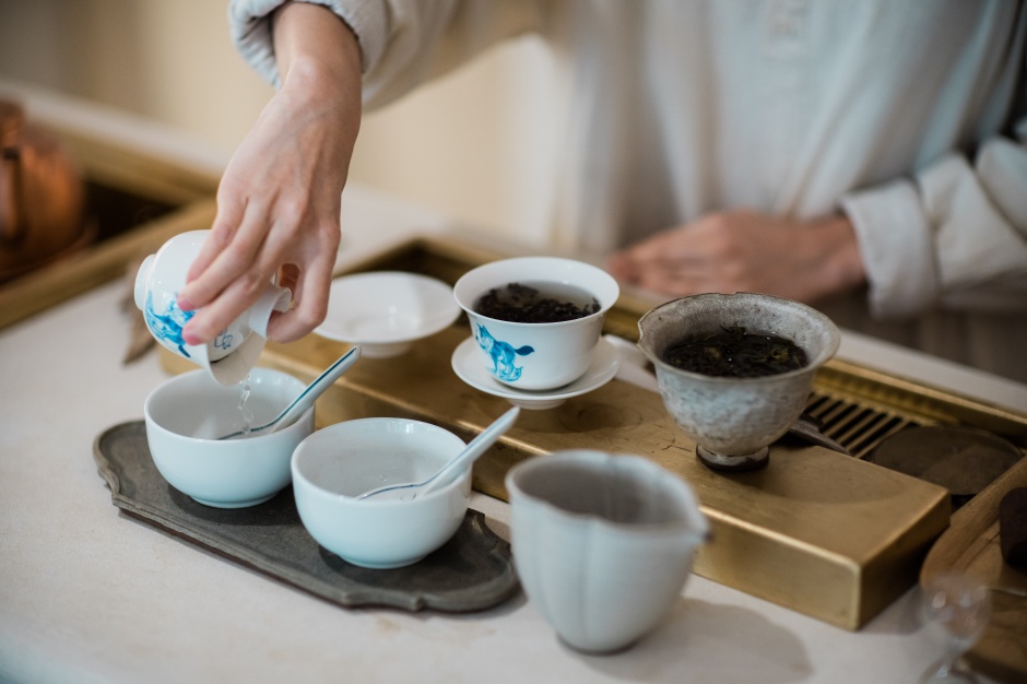 小檔05_茶山春市現場推出多種風格茶席供民眾體驗報名(1)