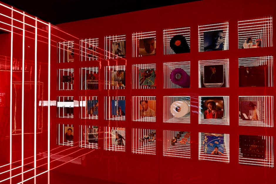 3.張國榮紀念展回顧他在音樂、電影等方面的傑出成就及其對流行文化的影響 (圖片來源：香港文化博物館)