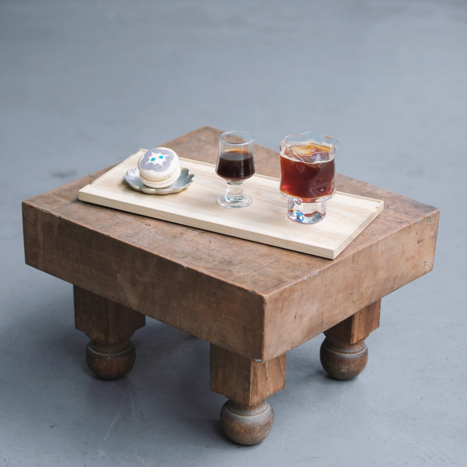 小檔重本書店琥珀咖啡SET 01. 氣泡咖啡油脂＋檸檬馬卡龍