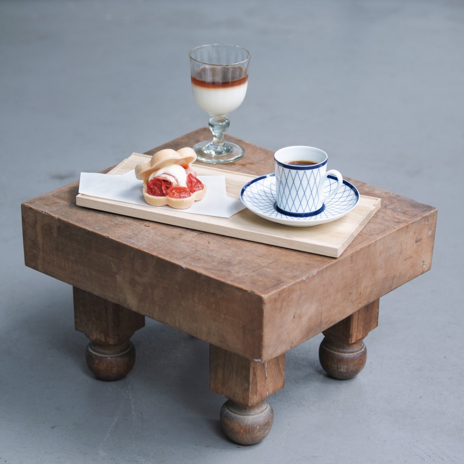 小檔重本書店琥珀咖啡SET 02. 水割＋生火腿漬蕃茄佐起司霜最中