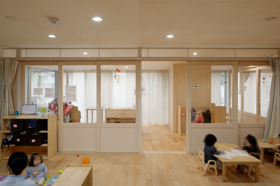 東京町屋高架下保育園_高架橋下幼兒園_秋山隆浩建築設計事務所_07