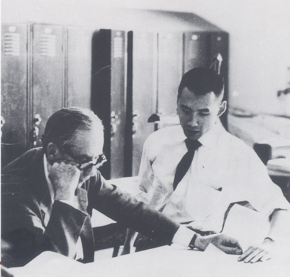 小檔4_張肇康(右)與葛羅培斯(左)（Michelle and the HKU team提供）