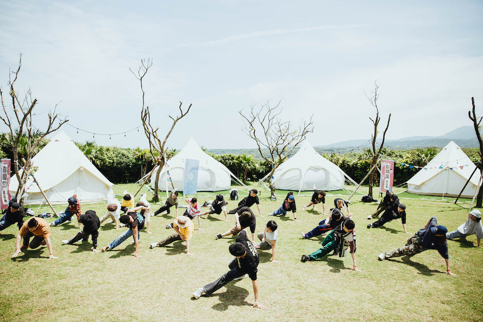 4. 嘻哈島民生活 (1)