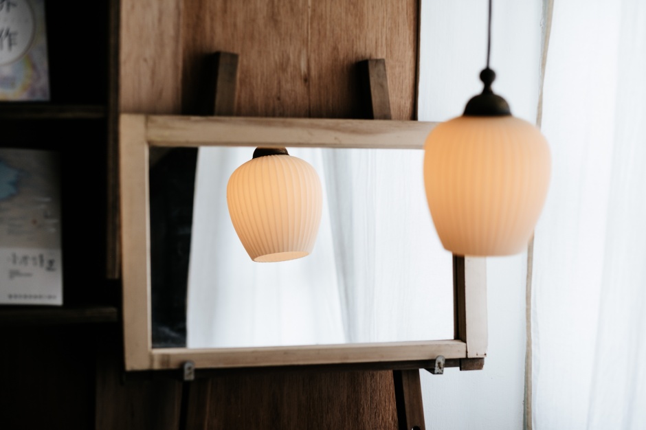 小檔嘉義內海主理人擅長透過元素蒐集、混搭和色彩應用慢慢梳理空間面貌