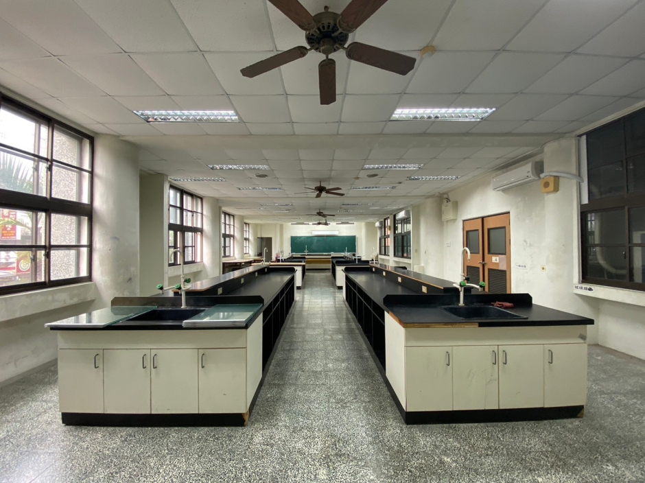 宜蘭羅東國華國中_學美美學_校園改造_3+2 Design Studio_03