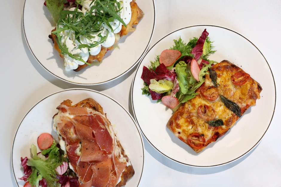 小檔PASTAIO新店店PASTAIO新店限定拖鞋PIZZA三款口味合照 小檔PASTAIO新店店PASTAIO新店限定拖鞋PIZZA三款口味合照