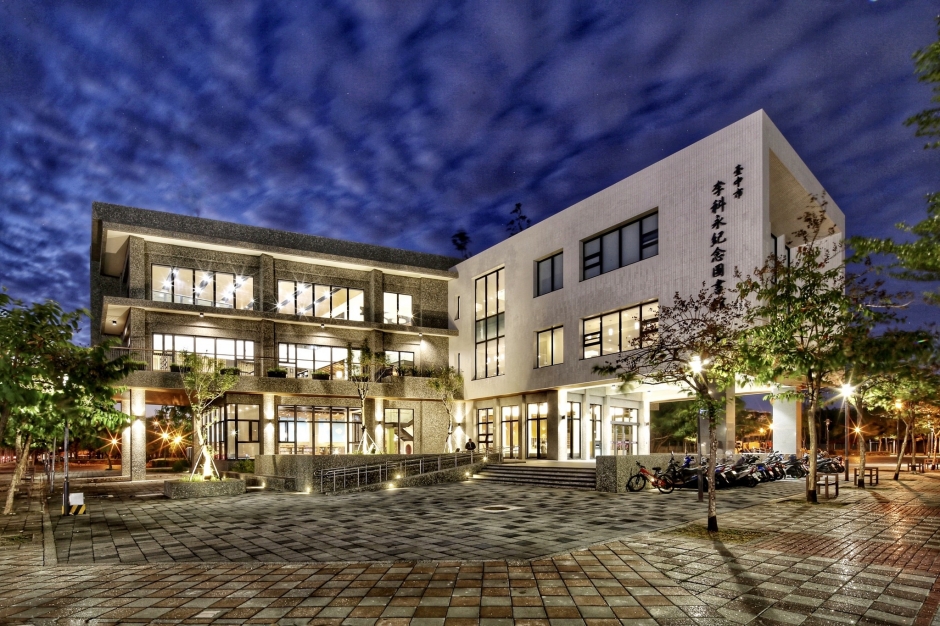 伊東豊雄操刀台南李科永紀念圖書館_06