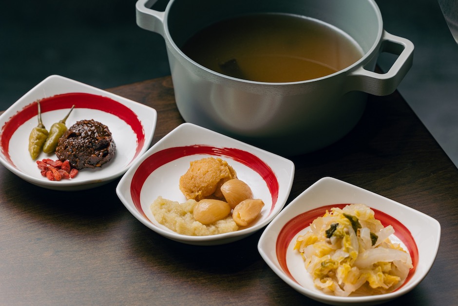 肉大人_發酵食材泡椒麻辣、蒜頭味噌、酸白菜