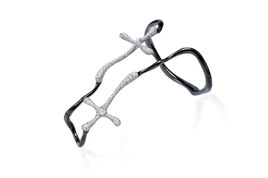 batch_3.【一五一十 ‧ 讓愛聚首】慈善藝術珠寶-歌手 演員 電影監製 徐若瑄配戴1510 Charity Art Jewel by Cindy Chao黑白十字鑽石套戒