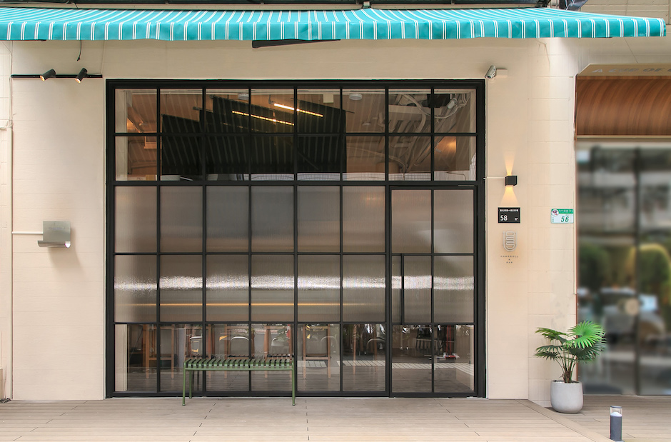 OSSU Handroll & Bar_店外空景1