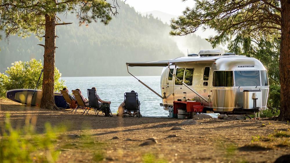 《跨介品牌體驗》歐美居住趨勢 移步異景的小房子計畫〈美式露營車airstream〉-1